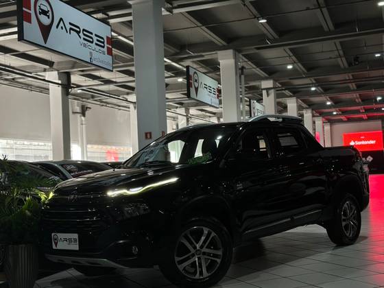 FIAT TORO 2.0 16V TURBO DIESEL VOLCANO 4WD AT9